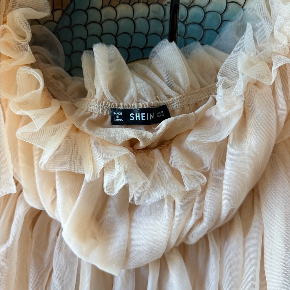 NEW Whimsical Tulle Babydoll Cream Mini Dress - Off-Shoulder,Flare Sleeve - M - Picture 2 of 6